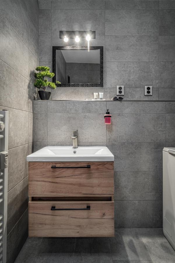 Apartman Pod Gerlachom S Wellness Vysoké Tatry Buitenkant foto